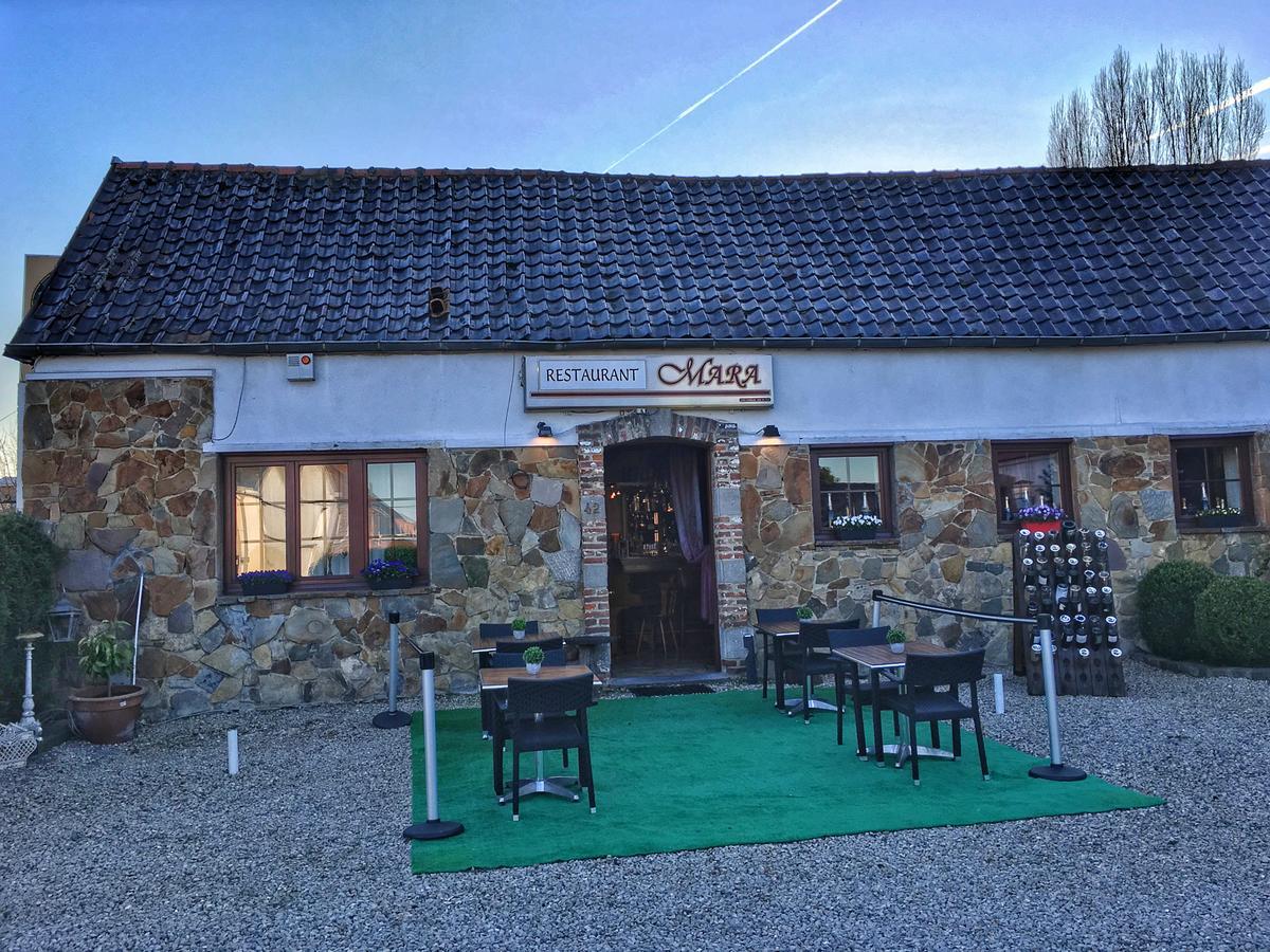 Mara Ath Bed and Breakfast Rebaix Exteriör bild